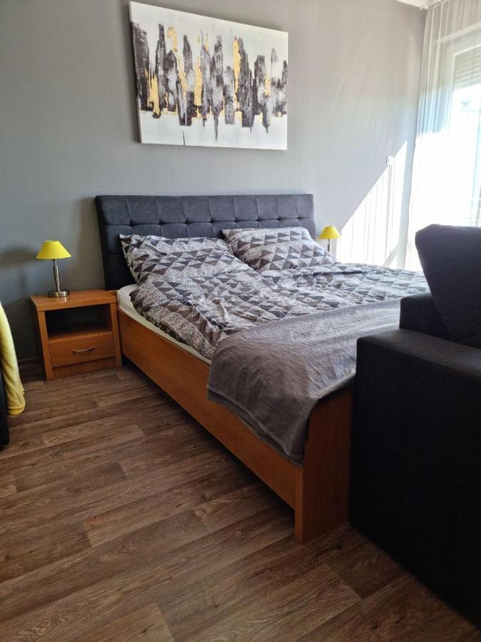 Ferienwohnung Relax Wellness Apartman Hajdúszoboszló Exterior foto