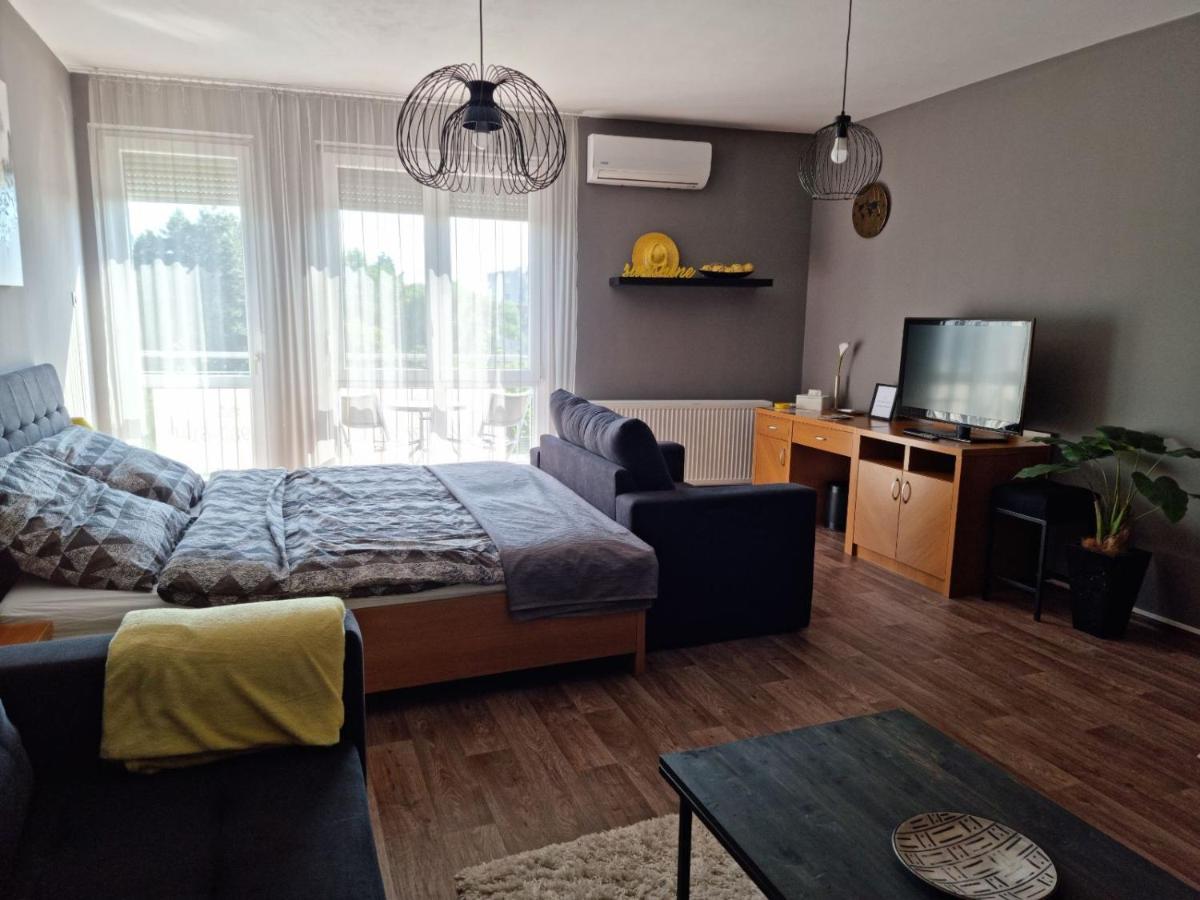 Ferienwohnung Relax Wellness Apartman Hajdúszoboszló Exterior foto